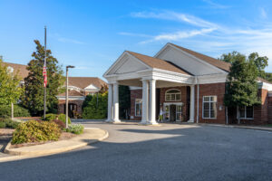 If you or a loved one needs additional care after a hospital stay for an illness, operation or injury, our health and rehab center in Williamsburg, VA is the ideal solution.