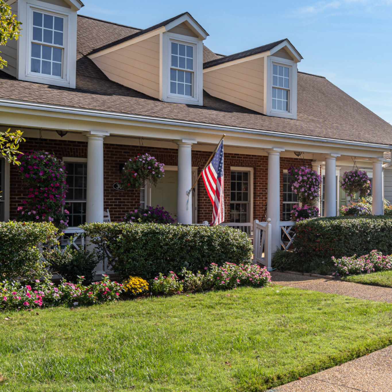 Williamsburg Landing offers our residents 8 distinct neighborhoods. Find the one best suited to your everyday needs.